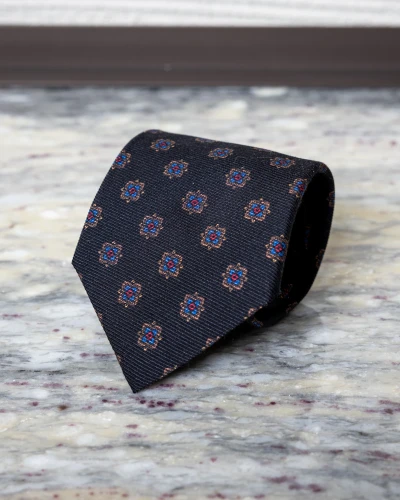 Krawat jedwabny czarny w średnie ornamenty
