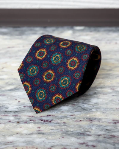 Krawat jedwabny granatowy z medalionami
